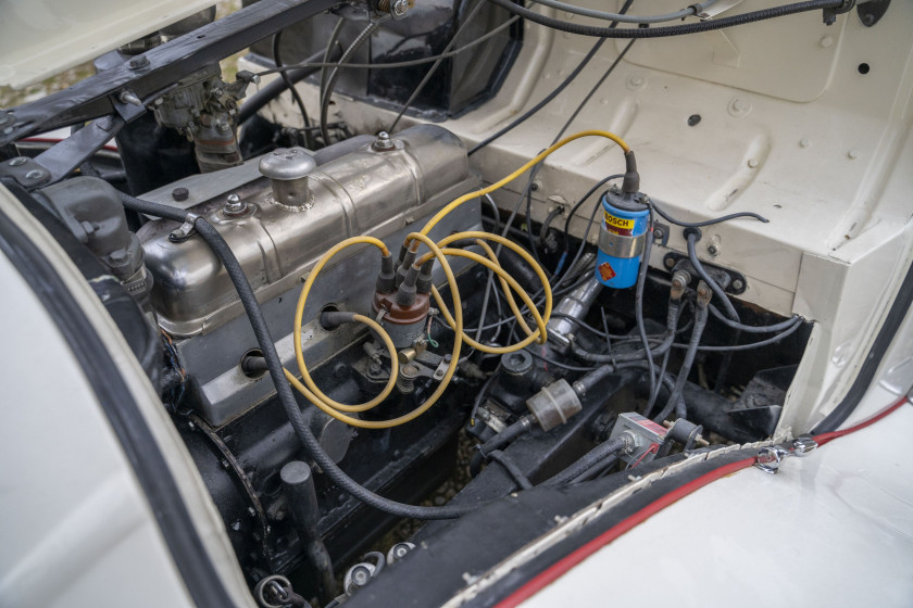 1938 Peugeot 402 Éclipse "coupé-cabriolet transformable"