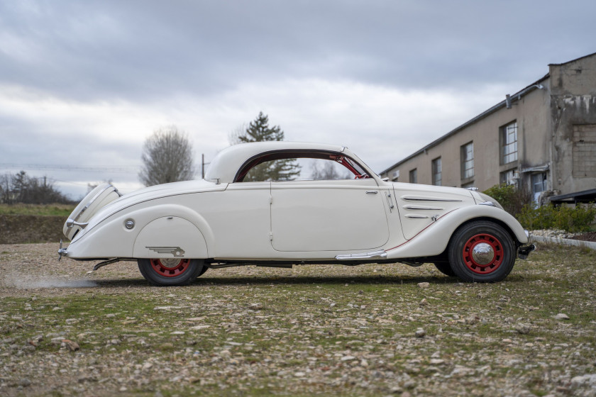 1938 Peugeot 402 Éclipse "coupé-cabriolet transformable"