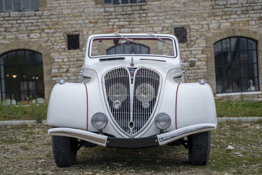 1938 Peugeot 402 Éclipse "coupé-cabriolet transformable"