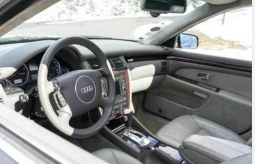 2001 Audi A8 W12 6.0L de Johnny Hallyday  Sans réserve