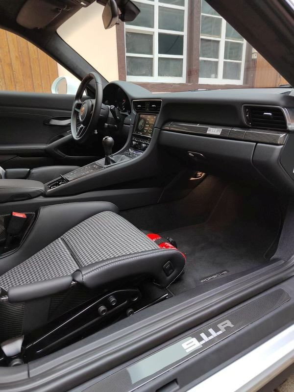 2016 Porsche 911 R N°665/991