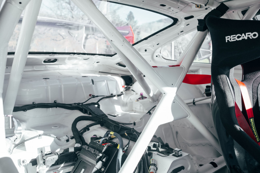 2012 Porsche 997 GT3 R Ex Manthey Racing