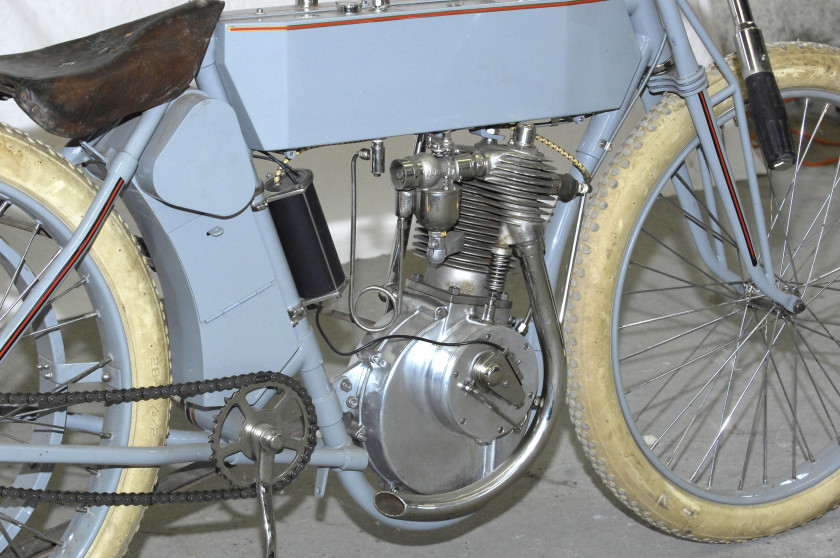 Harley Davidson monocylindre reconstruction  No reserve