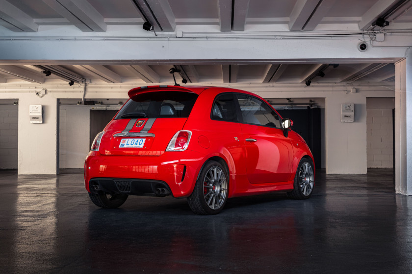 2009 Fiat 500 Abarth Ferrari Dealers Edition N° 144/200
