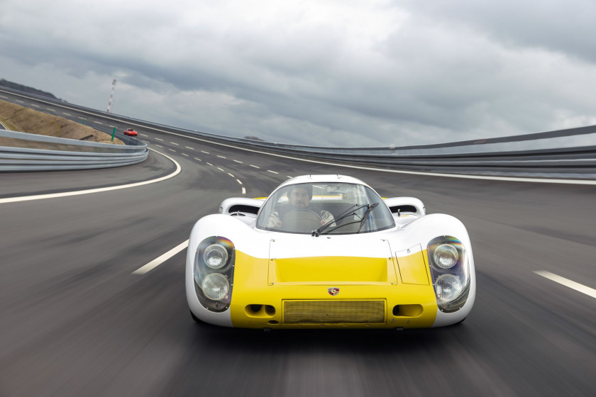 1968 Porsche 907 usine