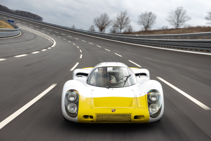 1968 Porsche 907 usine