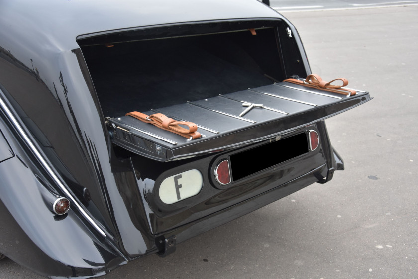 1947 Rolls-Royce Silver Wraith Coupé "Sport Saloon" par Freestone & Webb