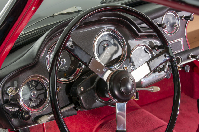 1959 Aston Martin DB Mk III Coupé par Tickford