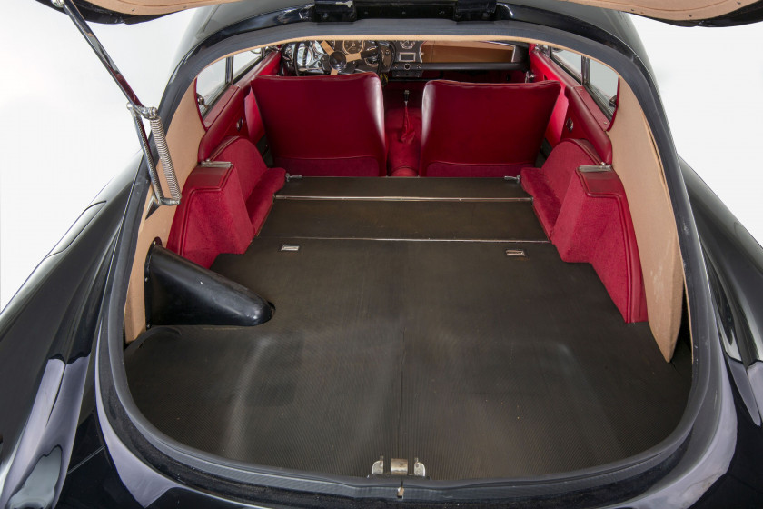 1959 Aston Martin DB Mk III Coupé par Tickford