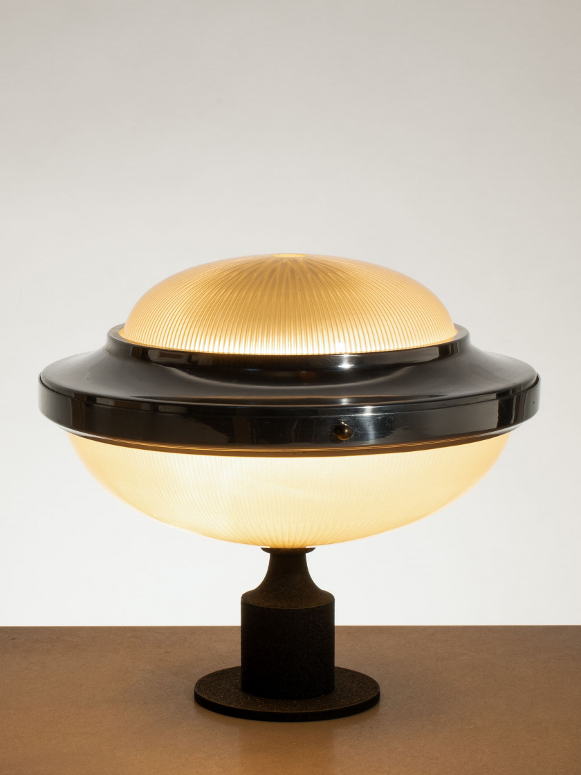 Gino SARFATTI 1912-1985 Lampe de table mod. 533 - 1963