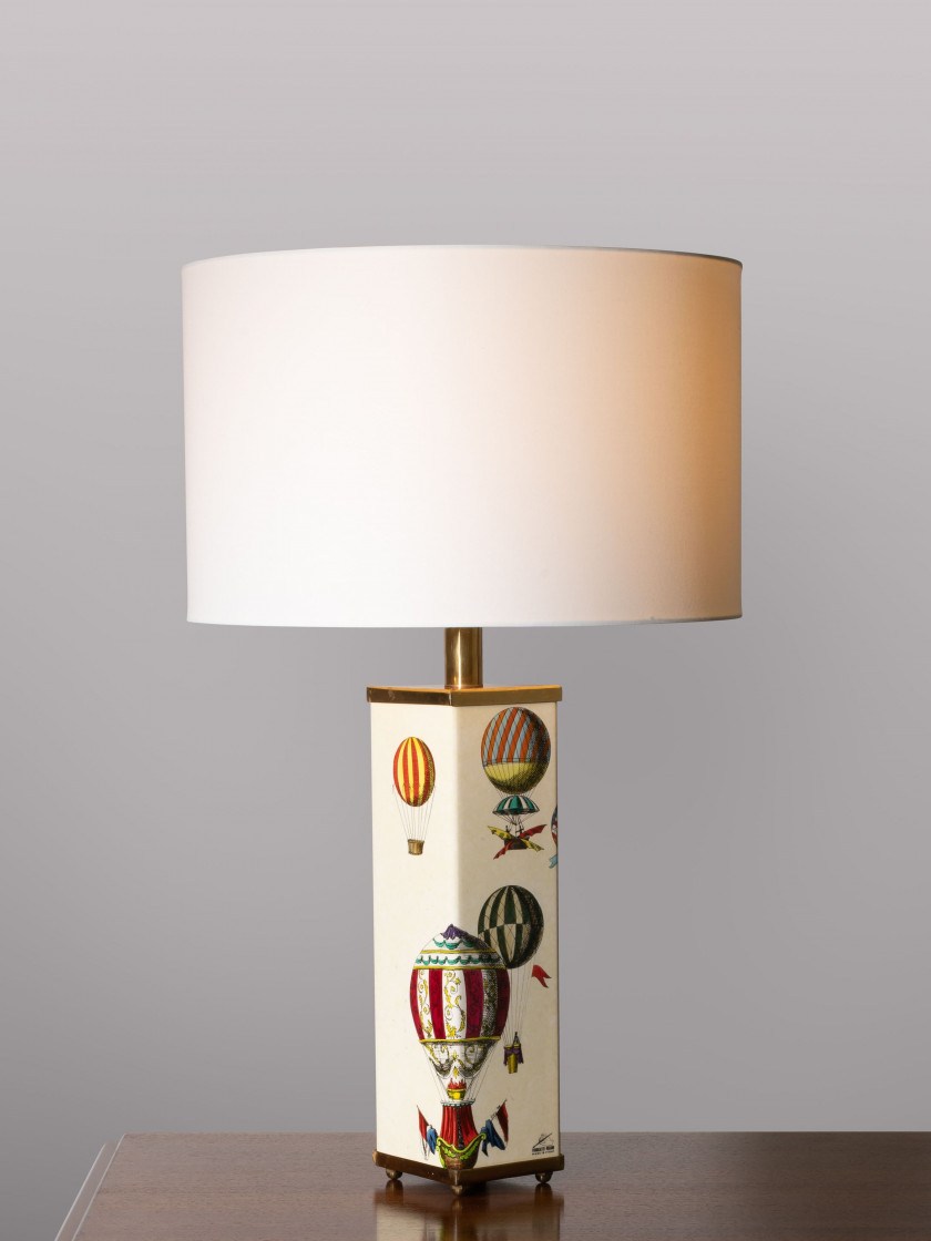 Piero FORNASETTI 1913-1988 Pied de lampe dit "Montgolfières"- circa 1980