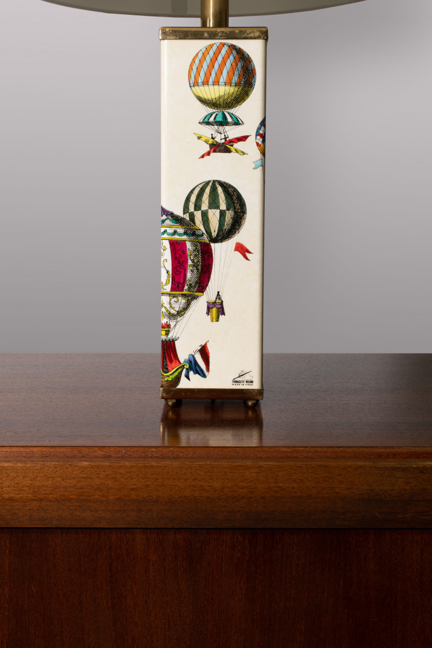 Piero FORNASETTI 1913-1988 Pied de lampe dit "Montgolfières"- circa 1980