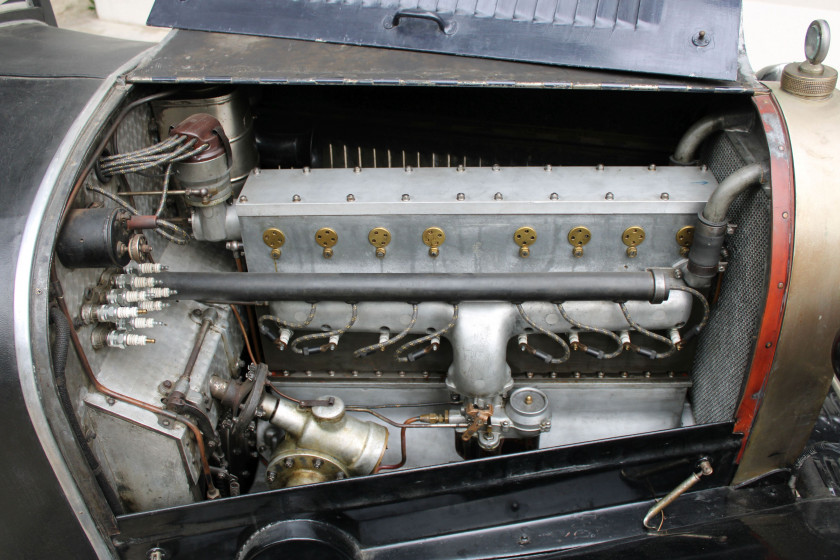 1928 Bugatti 44 Faux Cabriolet par Labourdette