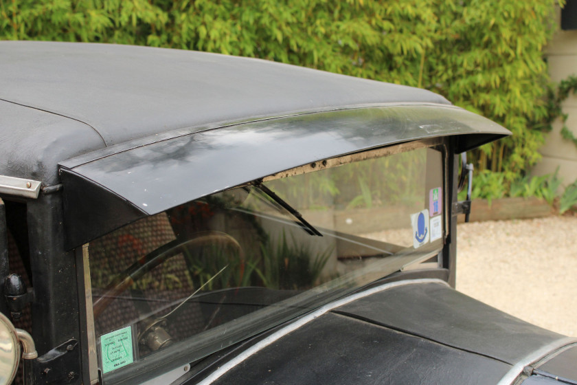 1928 Bugatti 44 Faux Cabriolet par Labourdette