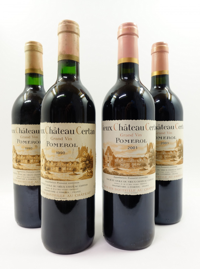 4 bouteilles 2 bts : VIEUX CHÂTEAU CERTAN 1990 Pomerol (étiquettes fanées, léger tachées)