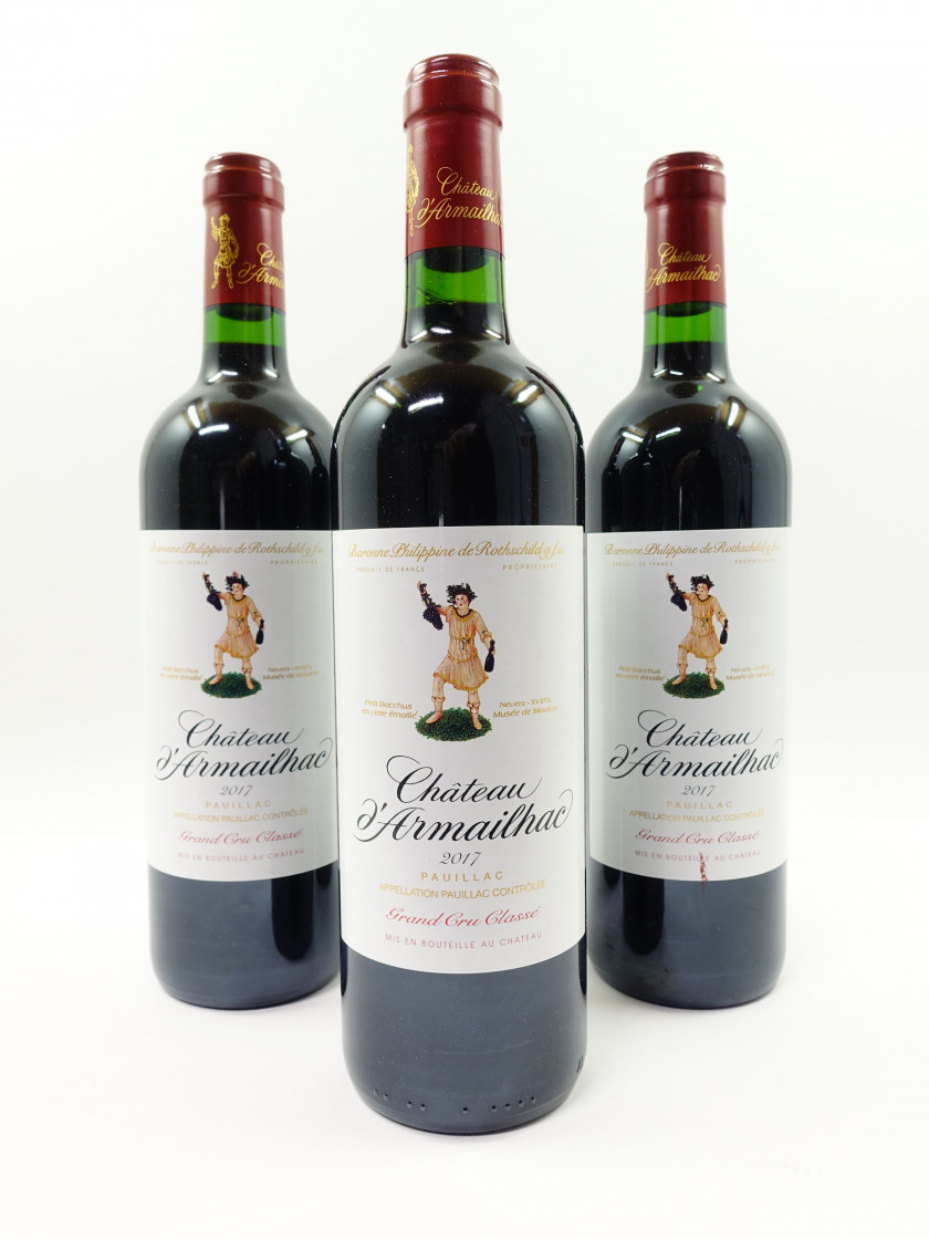 6 bouteilles CHÂTEAU D'ARMAILHAC 2017 5è GC Pauillac (1 étiquette léger tachée)