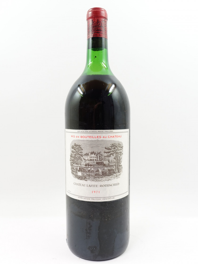 1 magnum CHÂTEAU LAFITE ROTHSCHILD 1971 1er GC Pauillac (haute épaule) Caisse bois d'origine