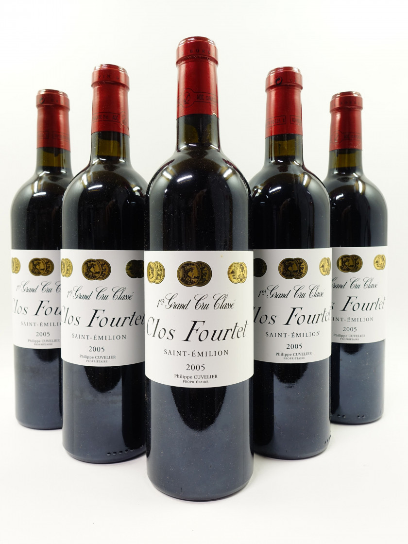 10 bouteilles CLOS FOURTET 2005 1er GCC (B) Saint Emilion