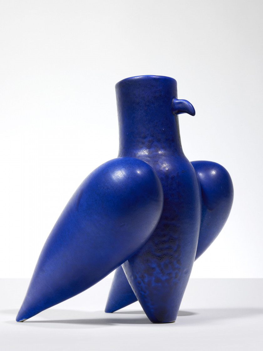 Suzanne RAMIÉ & MADOURA 1905-1974 Amphore tripode « Oiseau » - 1956