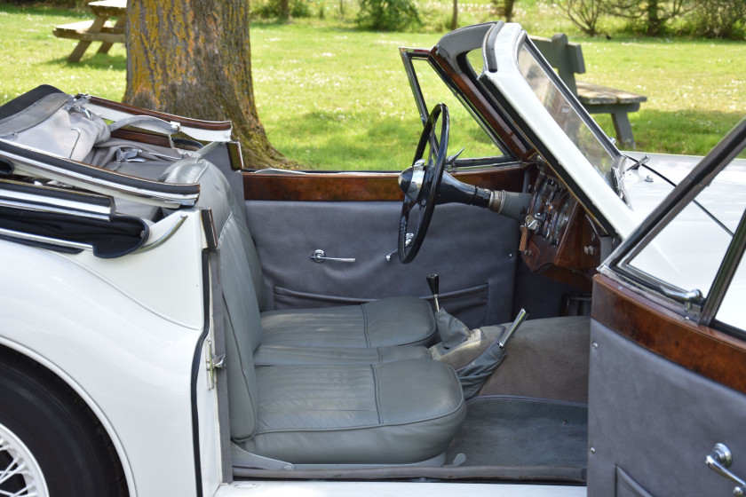 1954 Jaguar XK 120 DHC