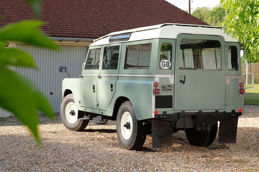 1970 Land Rover 109 Série IIA  No reserve