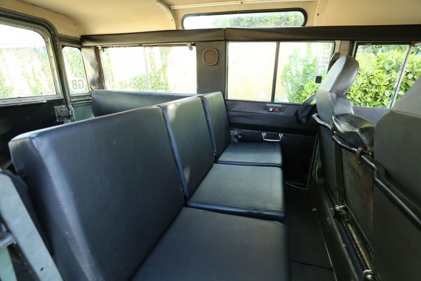 1970 Land Rover 109 Série IIA  No reserve