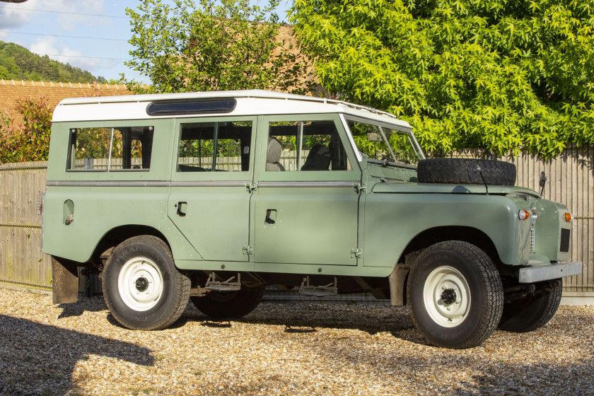 1970 Land Rover 109 Série IIA  No reserve