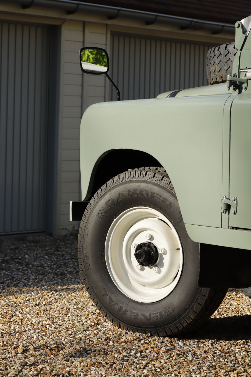 1970 Land Rover 109 Série IIA  No reserve