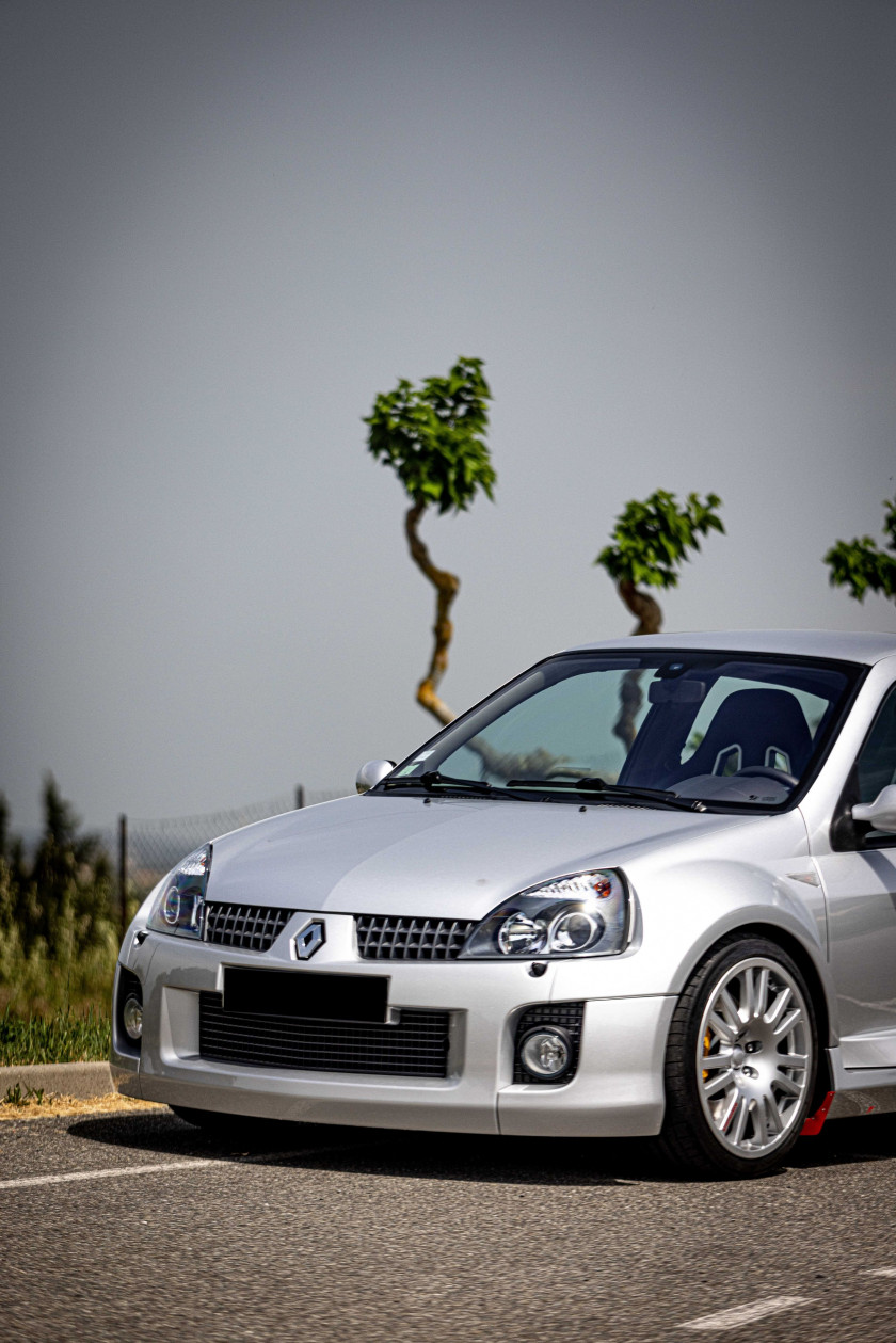 2003 Renault Clio V6 Phase II