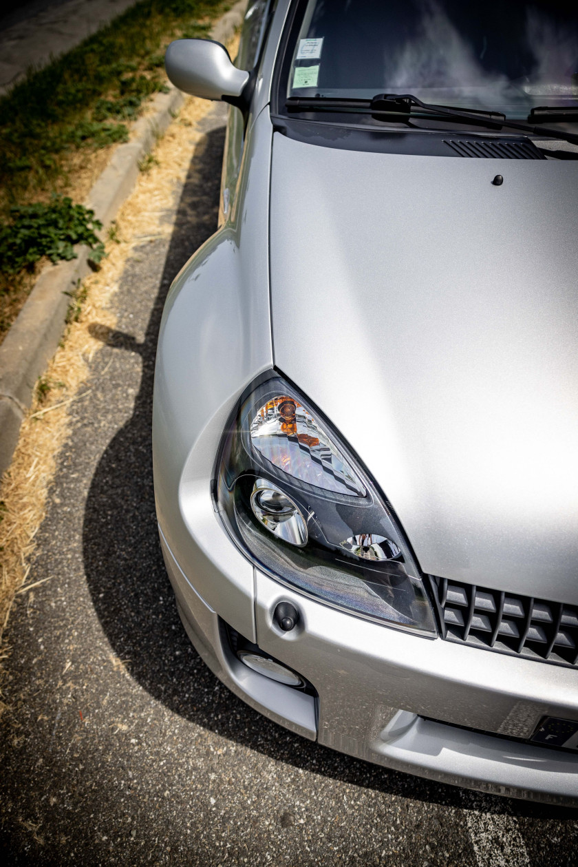 2003 Renault Clio V6 Phase II