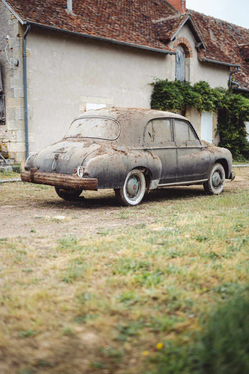 1954 Hotchkiss-Grégoire berline par Chapron (#7077)  No reserve