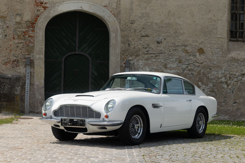 1967 Aston Martin DB6 Vantage MK I RHD