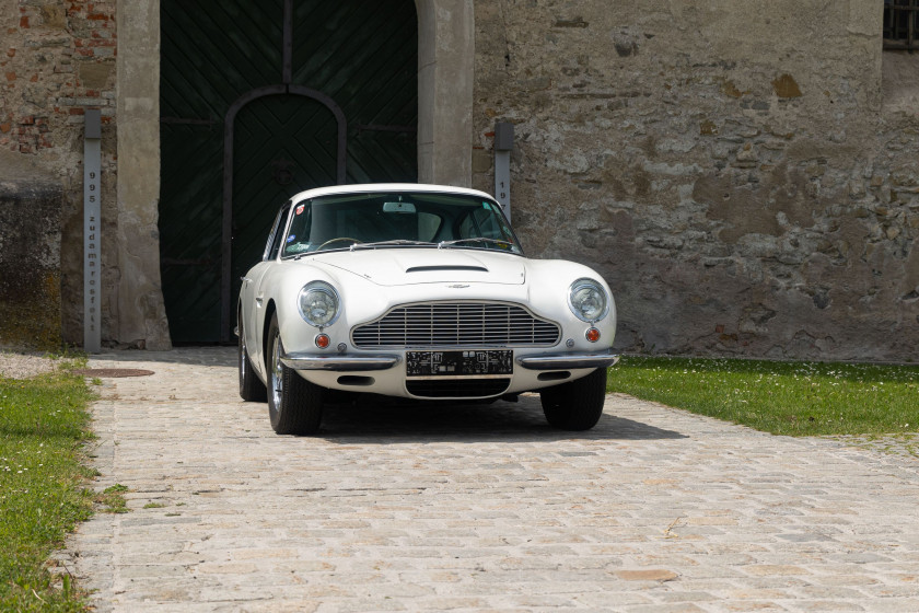 1967 Aston Martin DB6 Vantage MK I RHD