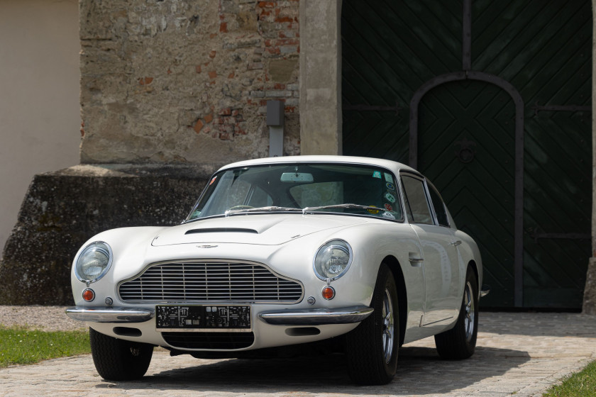 1967 Aston Martin DB6 Vantage MK I RHD