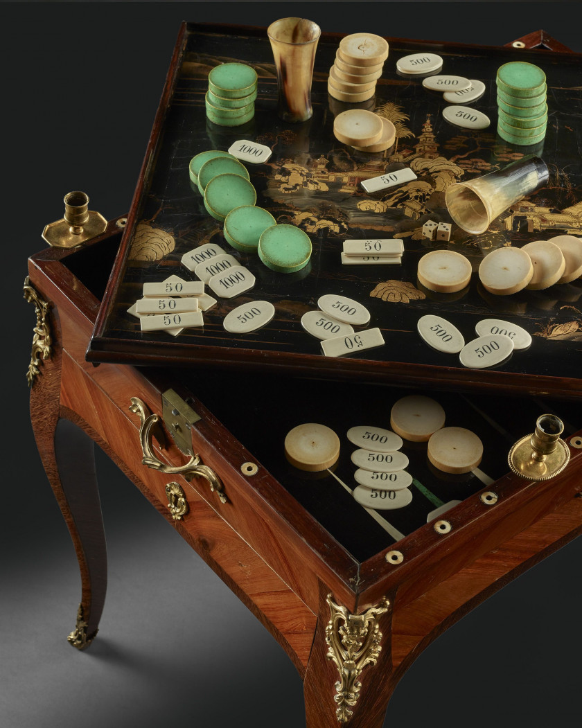 TABLE À JEUX D'ÉPOQUE LOUIS XV Estampille de Pierre Walter