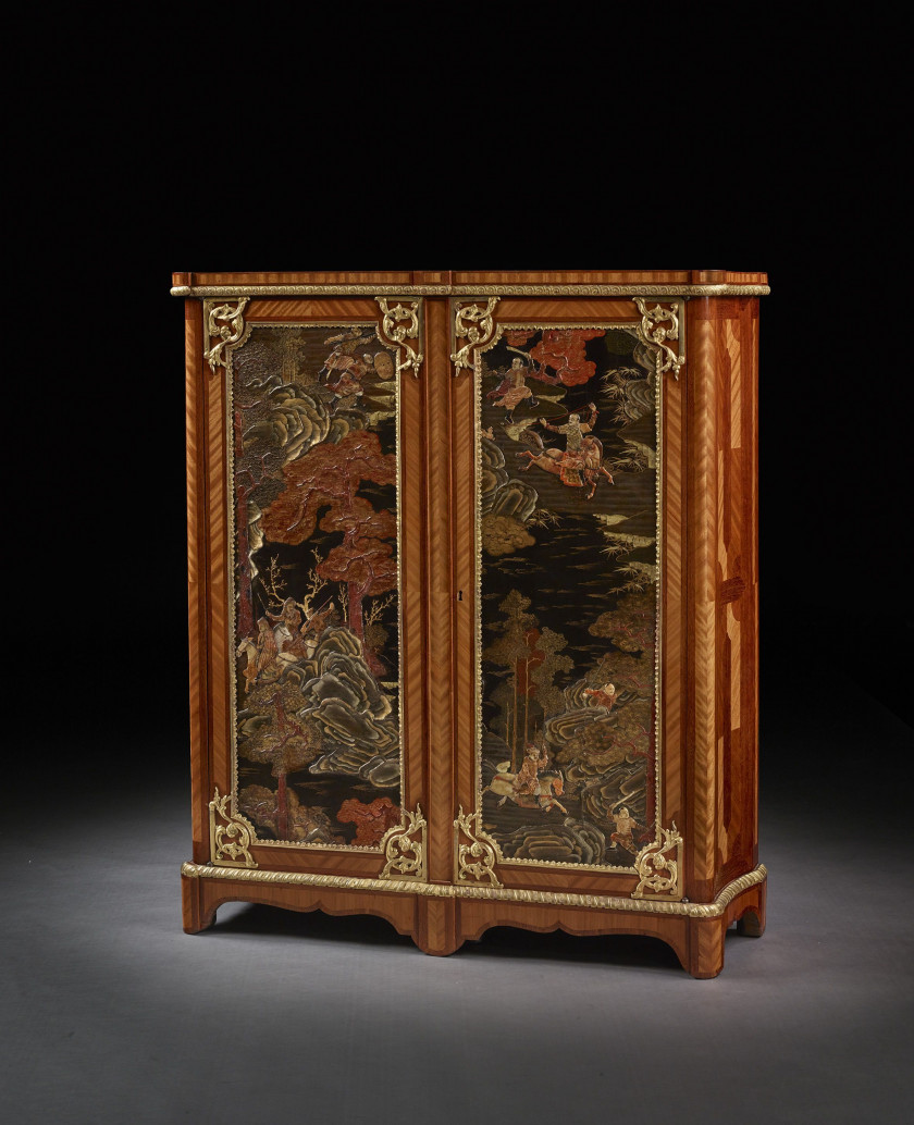 ARMOIRE D'ÉPOQUE LOUIS XV Estampille de Jean-François Leleu