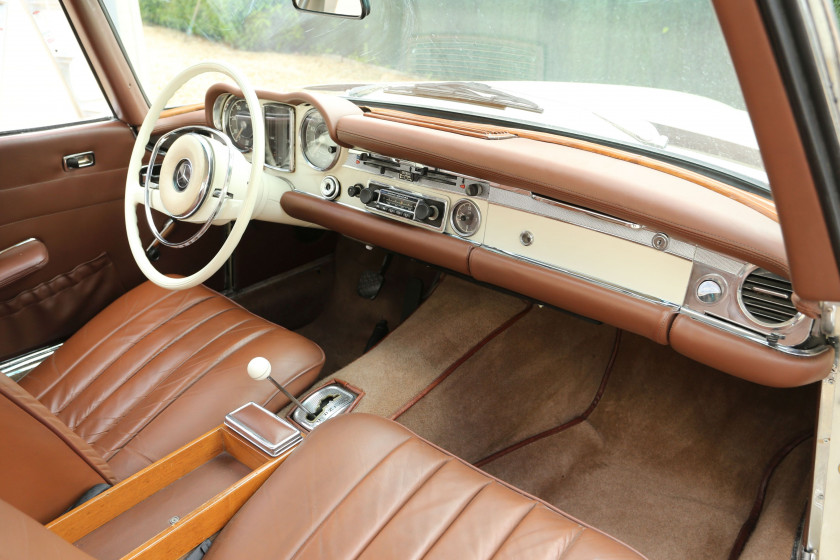 1967 Mercedes-Benz 250 SL automatique avec hard-top  No reserve