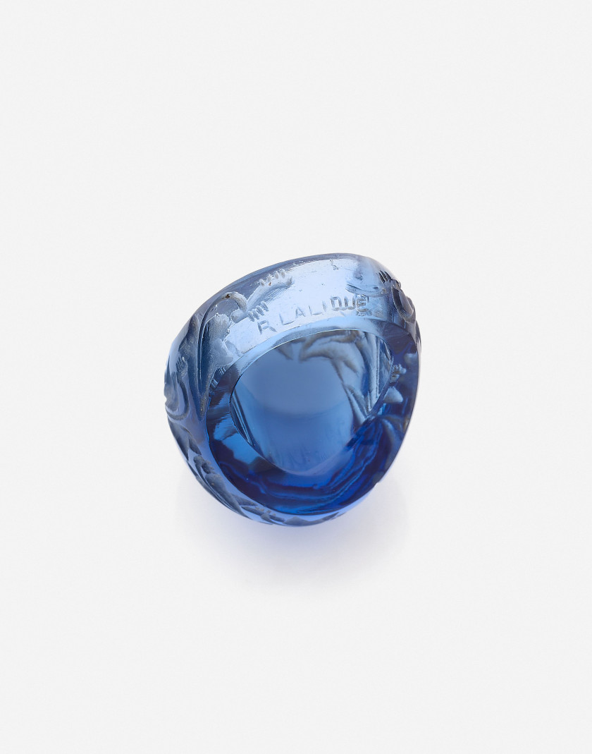 René LALIQUE  Bague boule "Lierre"