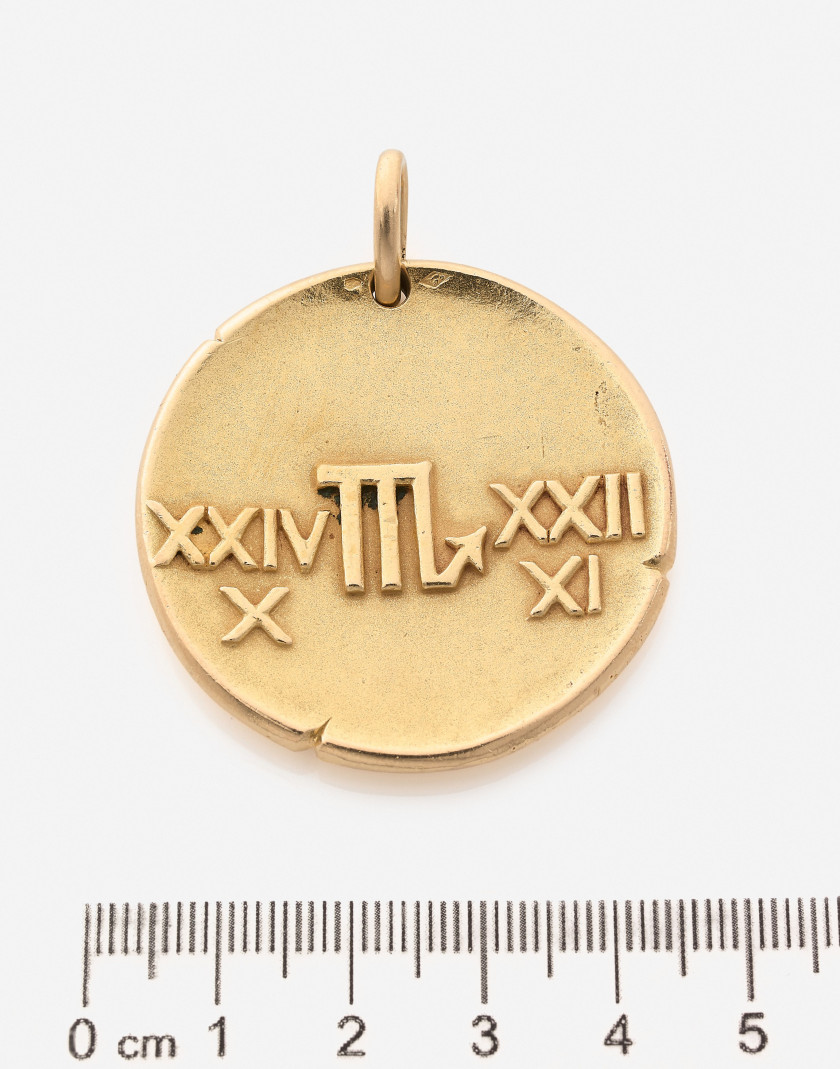 VAN CLEEF & ARPELS  Pendentif "Scorpion", grand modèle