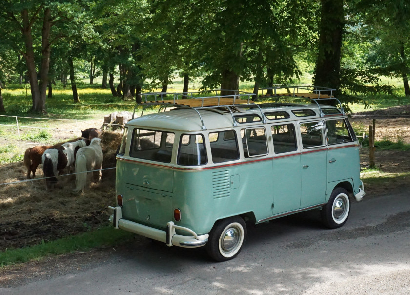 1973 VW Combi T1 1500 Samba 23 Fenêtres