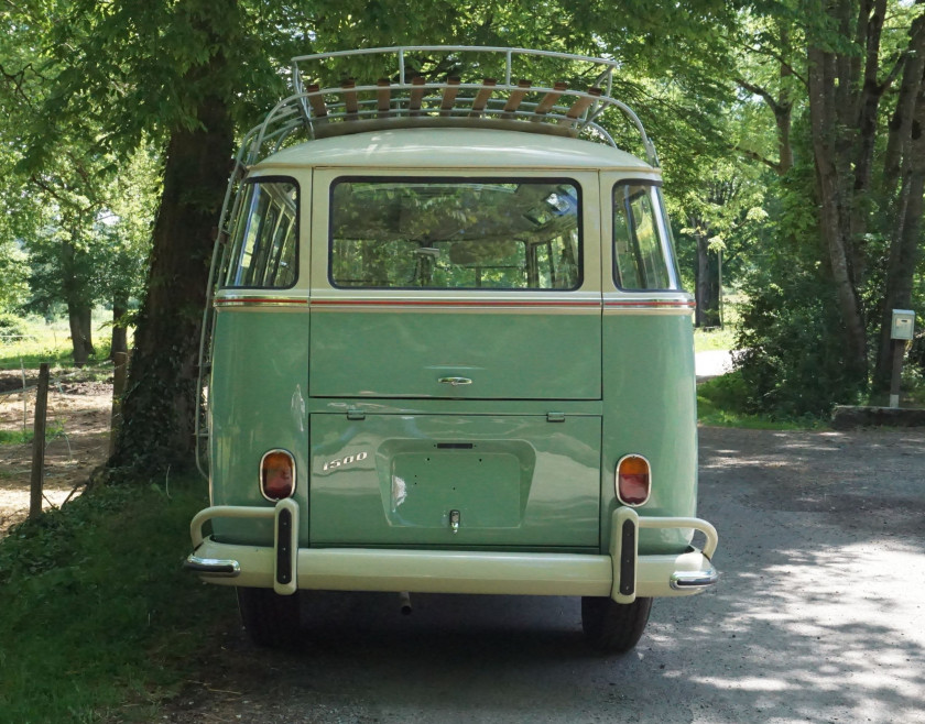 1973 VW Combi T1 1500 Samba 23 Fenêtres