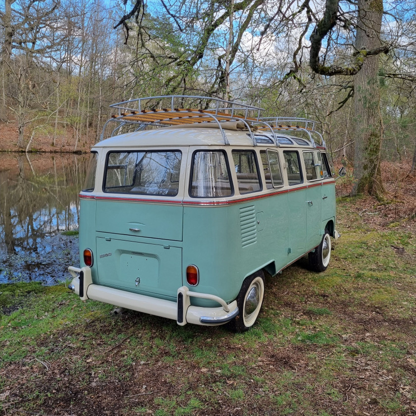 1973 VW Combi T1 1500 Samba 23 Fenêtres