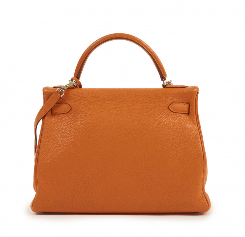 HERMÈS 2007  Sac KELLY Retourné 32 Veau Togo orange Garniture métal argenté palladié Bandoulière  KELLY Retourné 32...