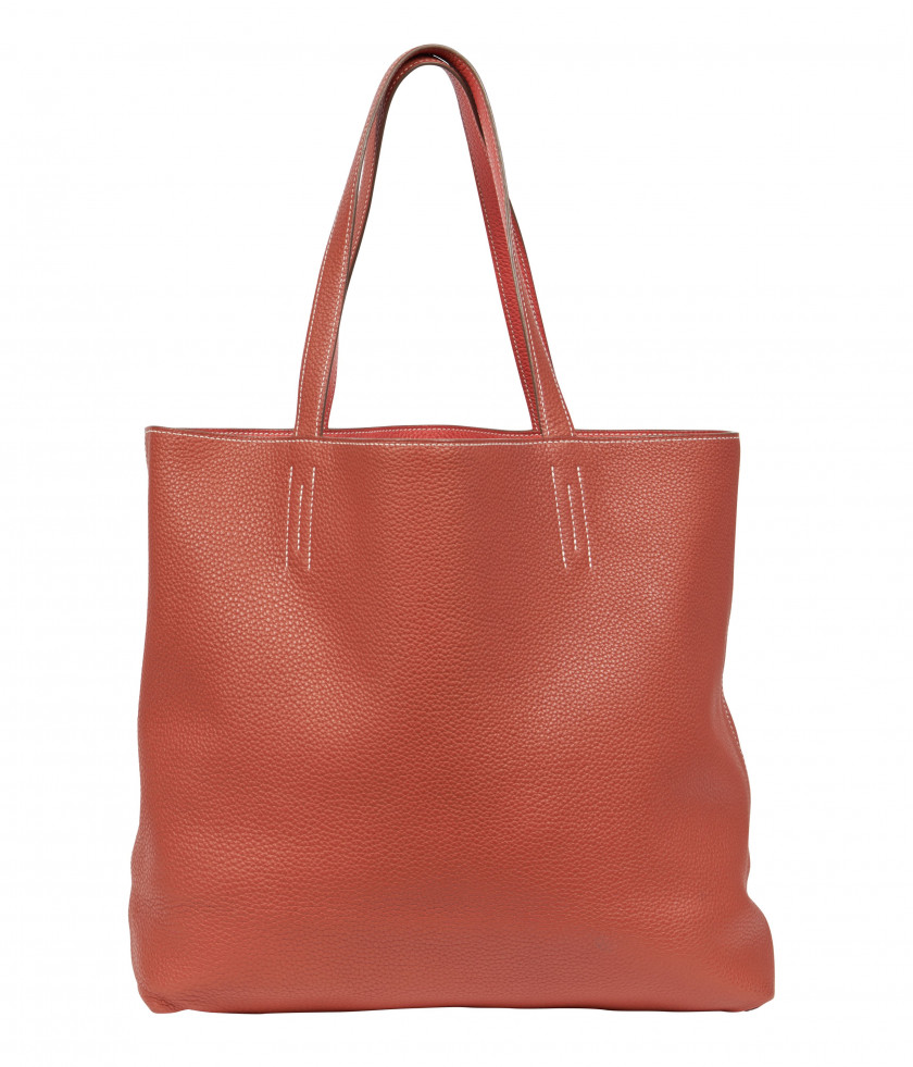 HERMÈS 2014  Sac DOUBLE SENS 36 Taurillon Clémence Sanguine et Rose Jaipur Piqué sellier blanc Dimensions : 36 x 33 x 14...