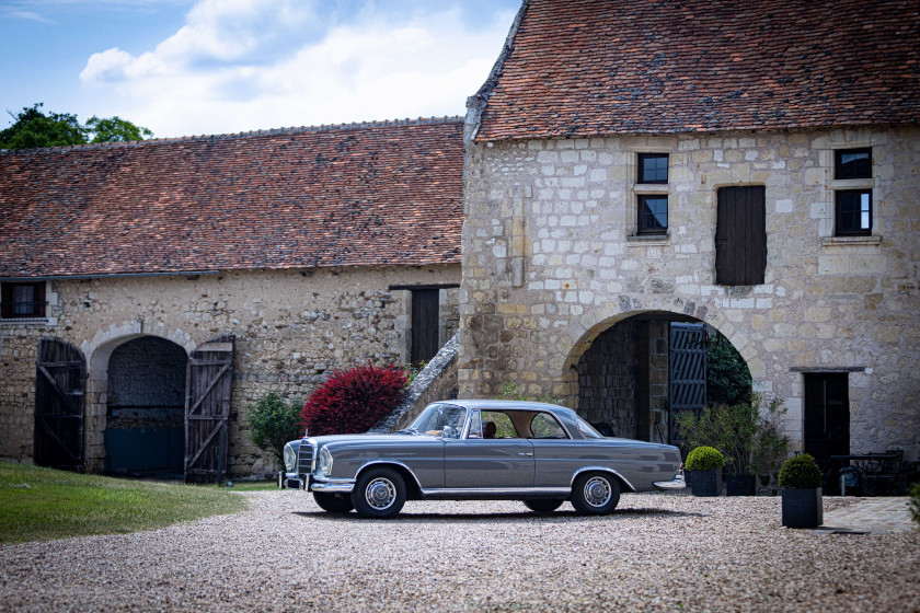 1965 Mercedes-Benz 220 SE Coupé