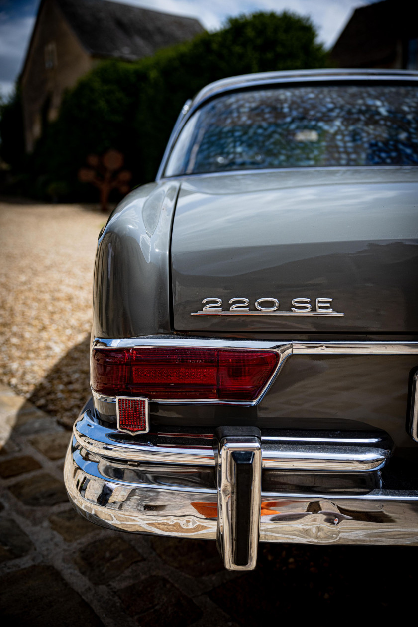 1965 Mercedes-Benz 220 SE Coupé