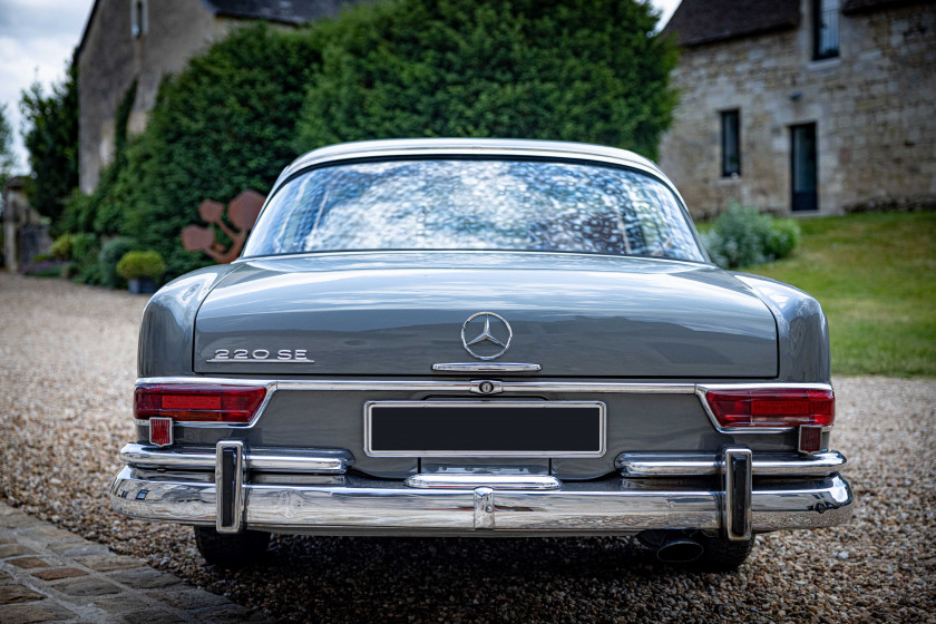 1965 Mercedes-Benz 220 SE Coupé