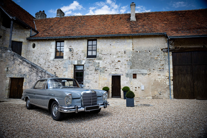 1965 Mercedes-Benz 220 SE Coupé