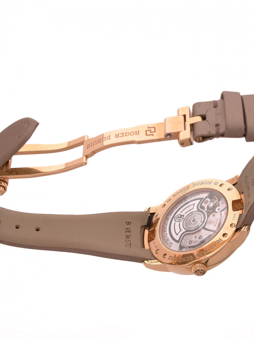 ¤ ROGER DUBUIS N° 86780 / H575B9 Vers 2010