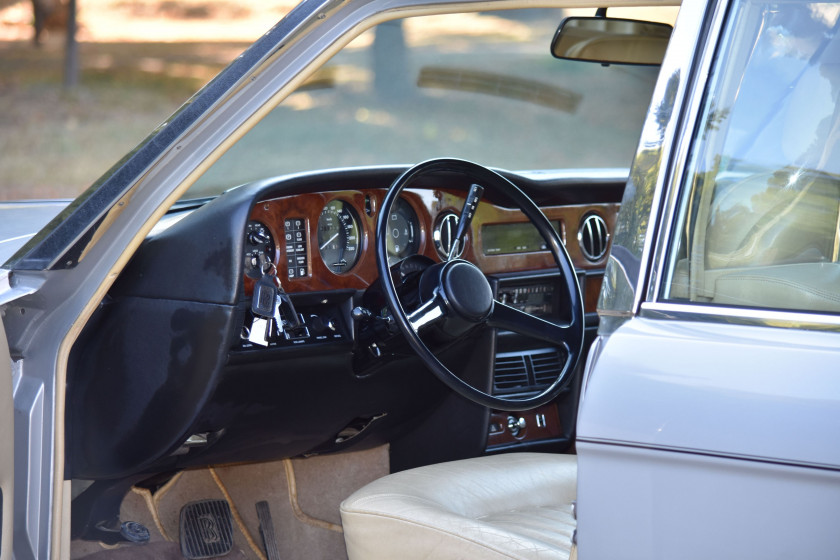 1983 Rolls-Royce Silver Spur avec séparation  No reserve